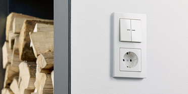 JUNG KNX Taster F 10 bei Gebäude- und Anlagentechnik Haina GmbH in Römhild